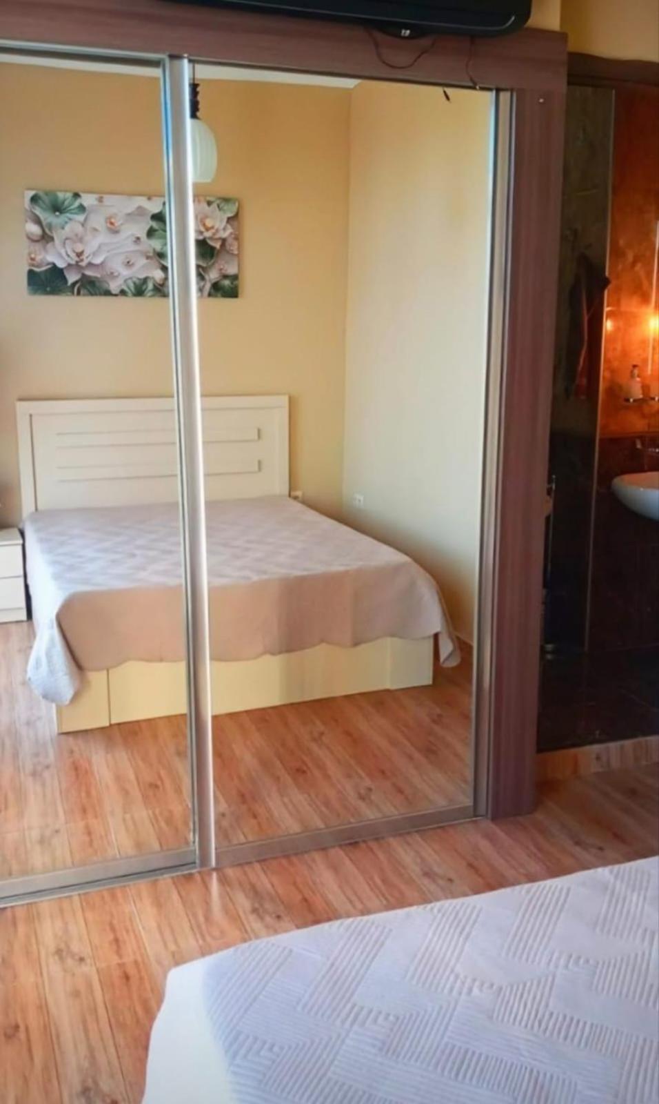 Gio Appartement Batoemi Buitenkant foto