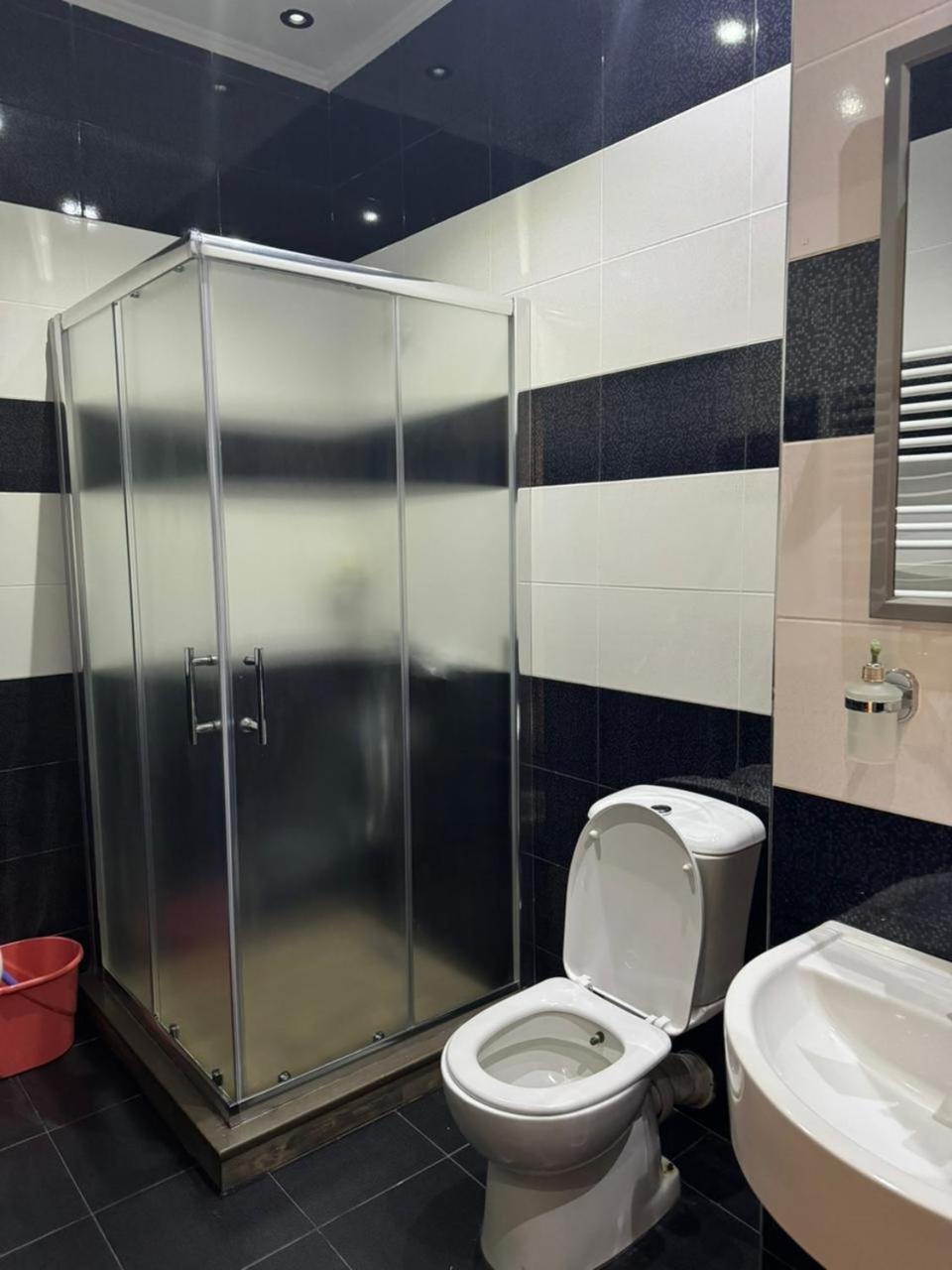 Gio Appartement Batoemi Buitenkant foto